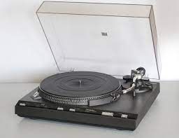 Naald Technics SL-3310 platenspeler – Tonar 757