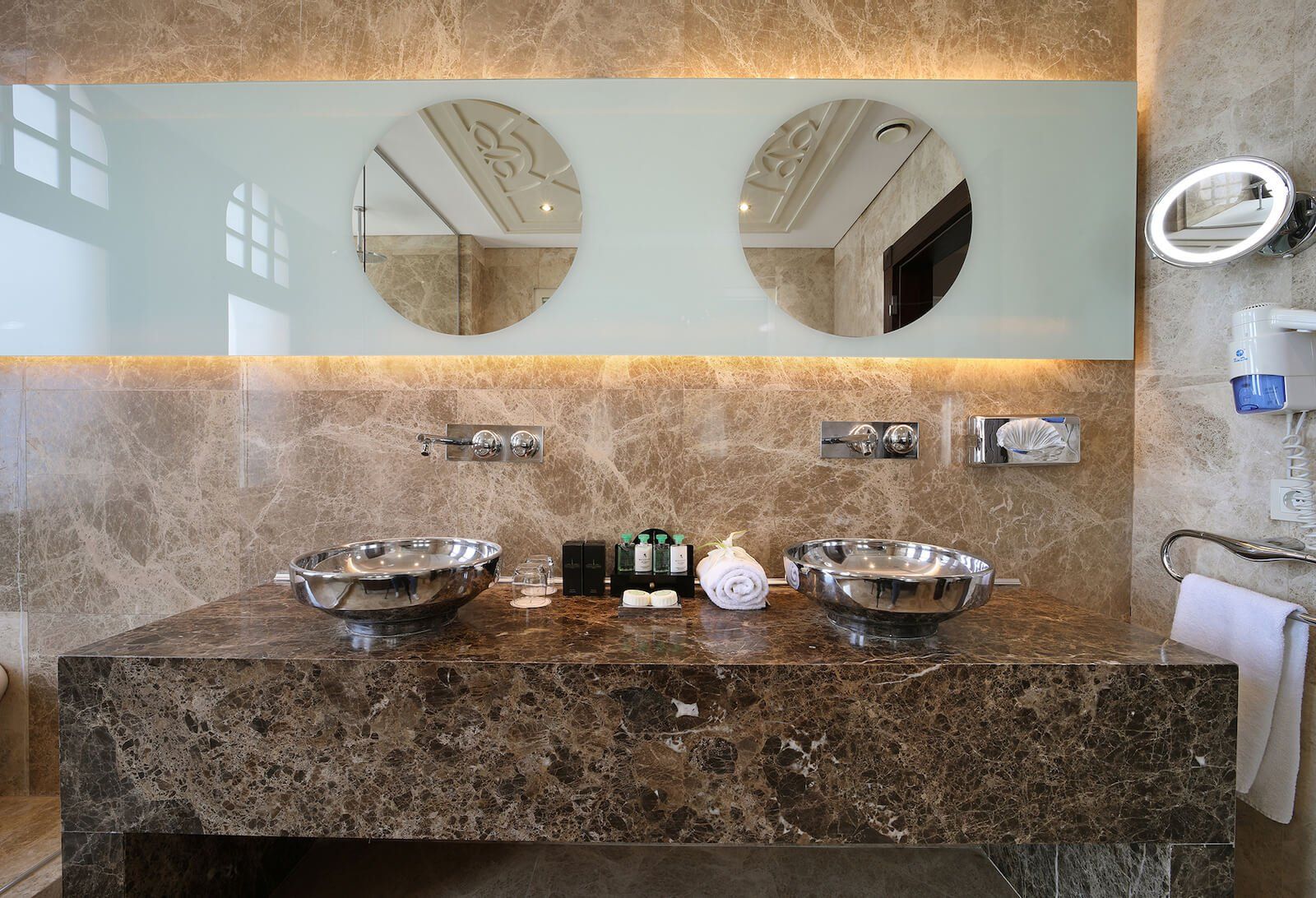 Legacy Ottoman Hotel, Junior Suite