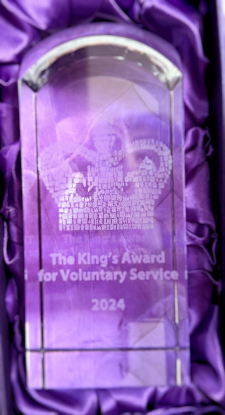 The awarded crystal