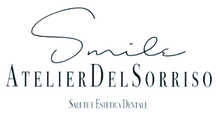 Logo for Smile Atelier del Sorriso, with elegant script and smaller text “Salute e Estetica Dentale”