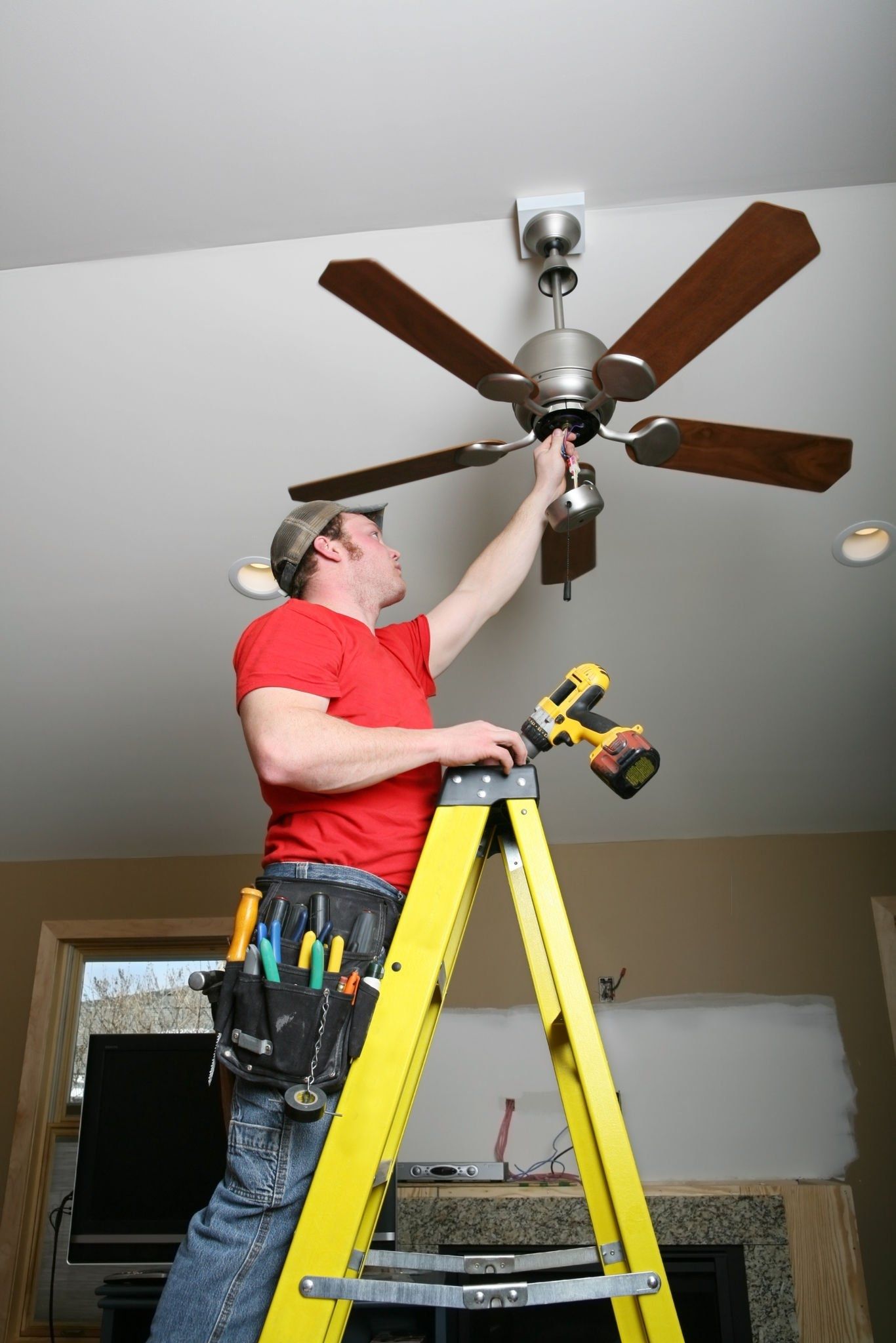 Candudo replacing ceiling fan servicing Michigan Candudo replacing ceiling fan servicing Michigan