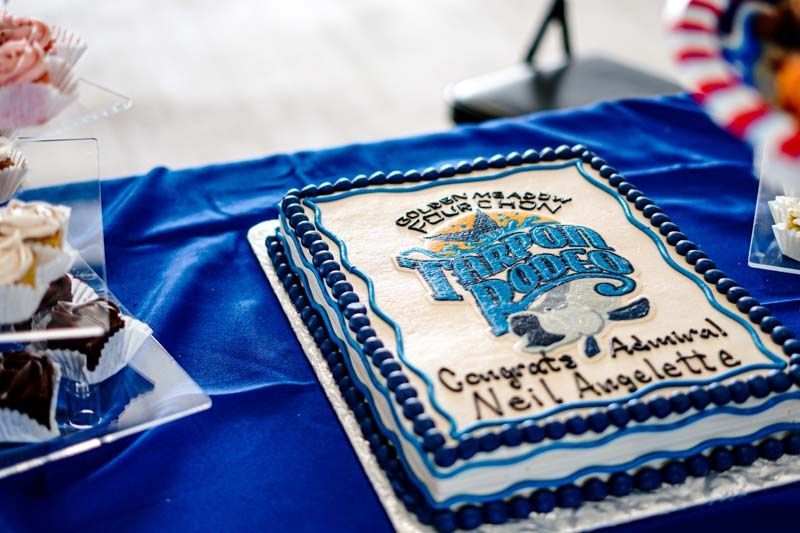 Blue-and-white decorated cake with 
