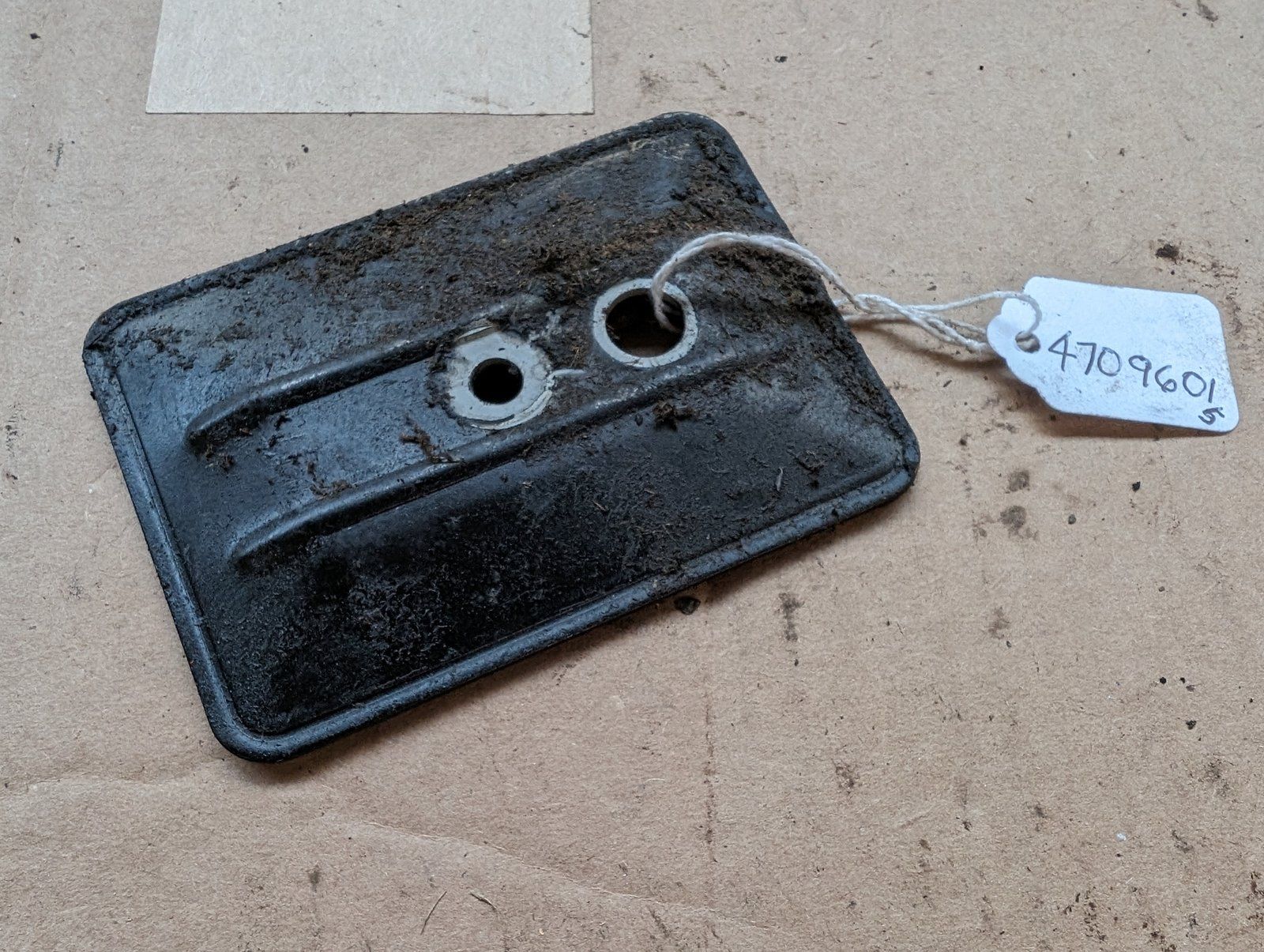4709601S USED KOHLER VALVE COVER