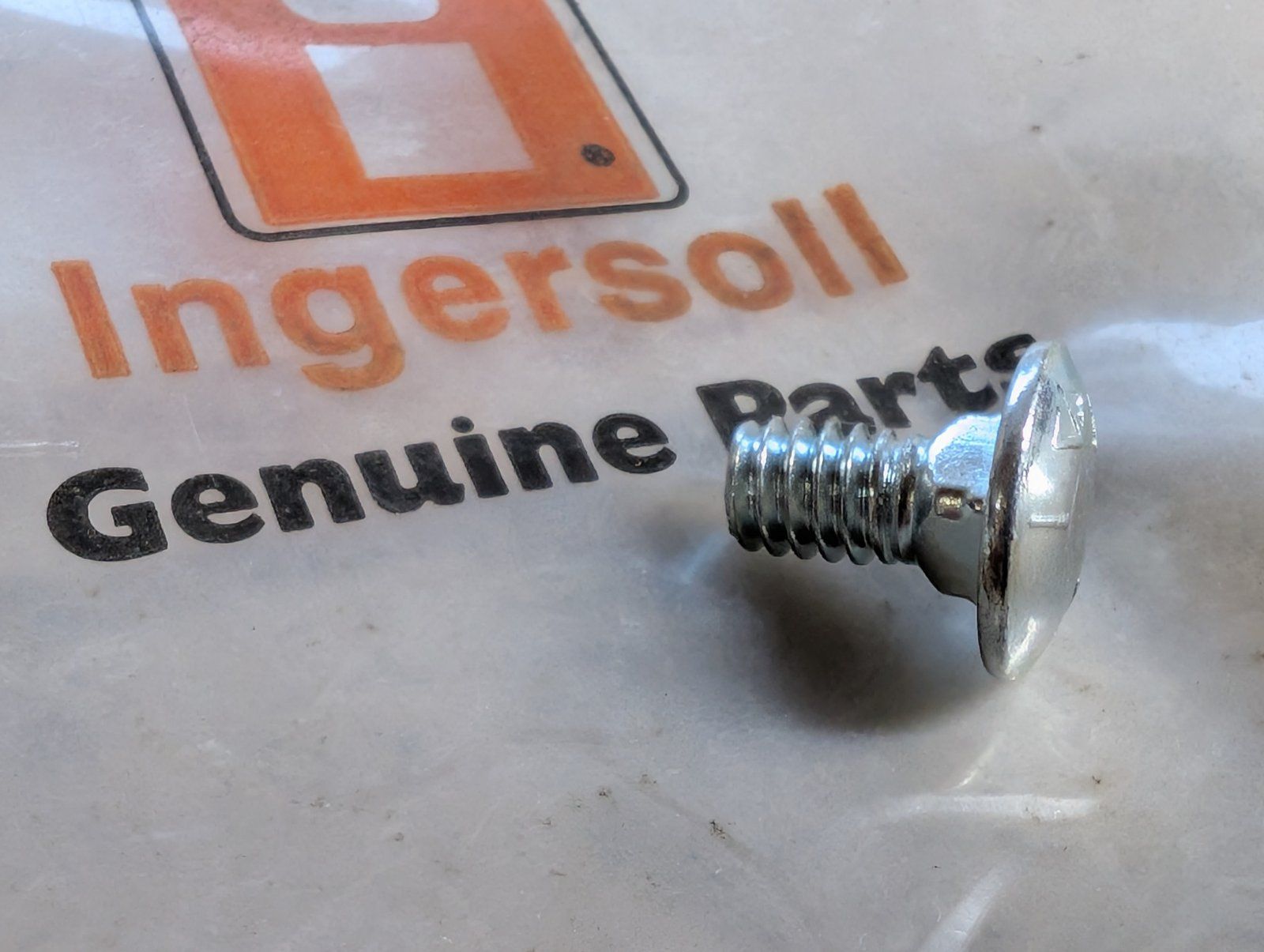 111-118 BOLT 1/4-20 X 1/2 RD HD SQ NK ZP - Ingersoll/Case Tractor Part