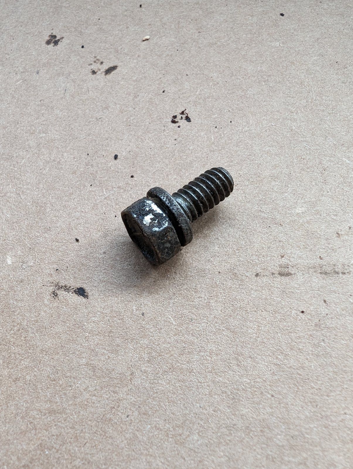 113-1 USED BOLT 1/4-20 X 1/2 HX HD GR5 ZP - Ingersoll/Case Tractor Part