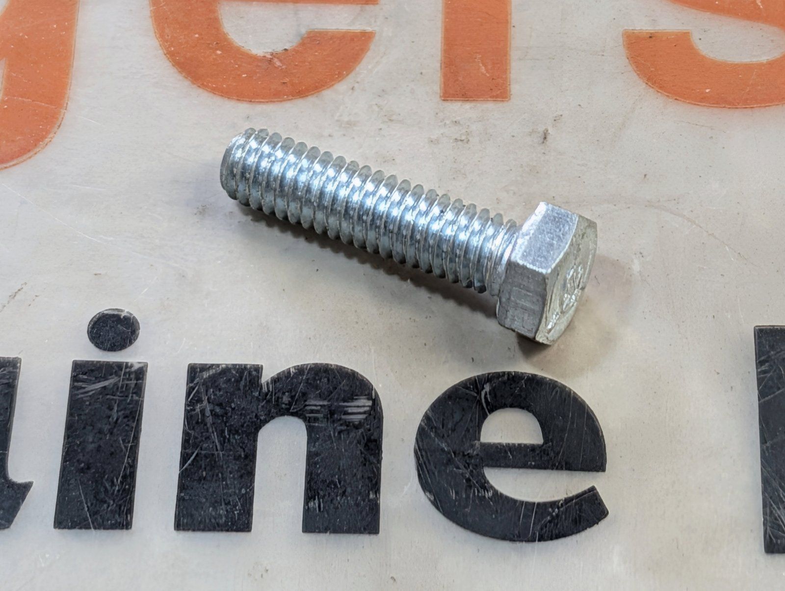 113-104 BOLT 5/16-18 X 1-1/4 GR5 - Ingersoll/Case Tractor Part