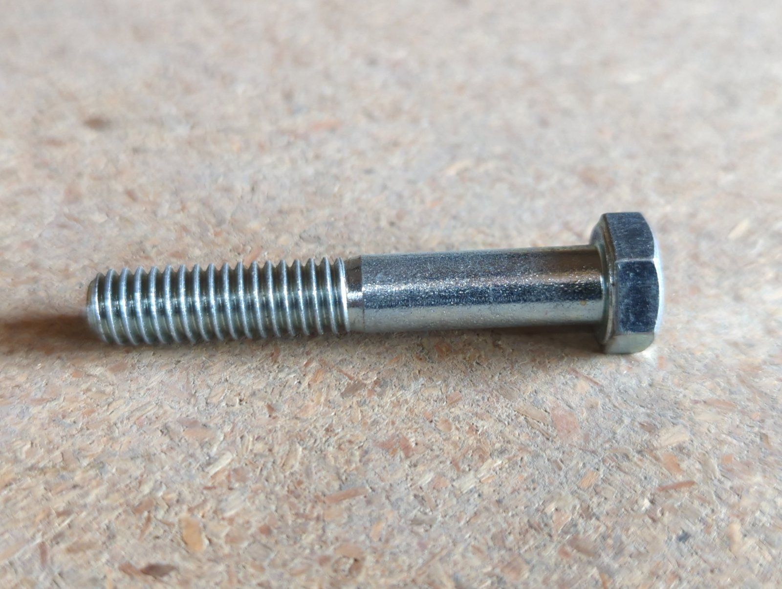 113-121 BOLT 5/16-18 X 2 HX HD GR5 ZP - Ingersoll/Case Tractor Part