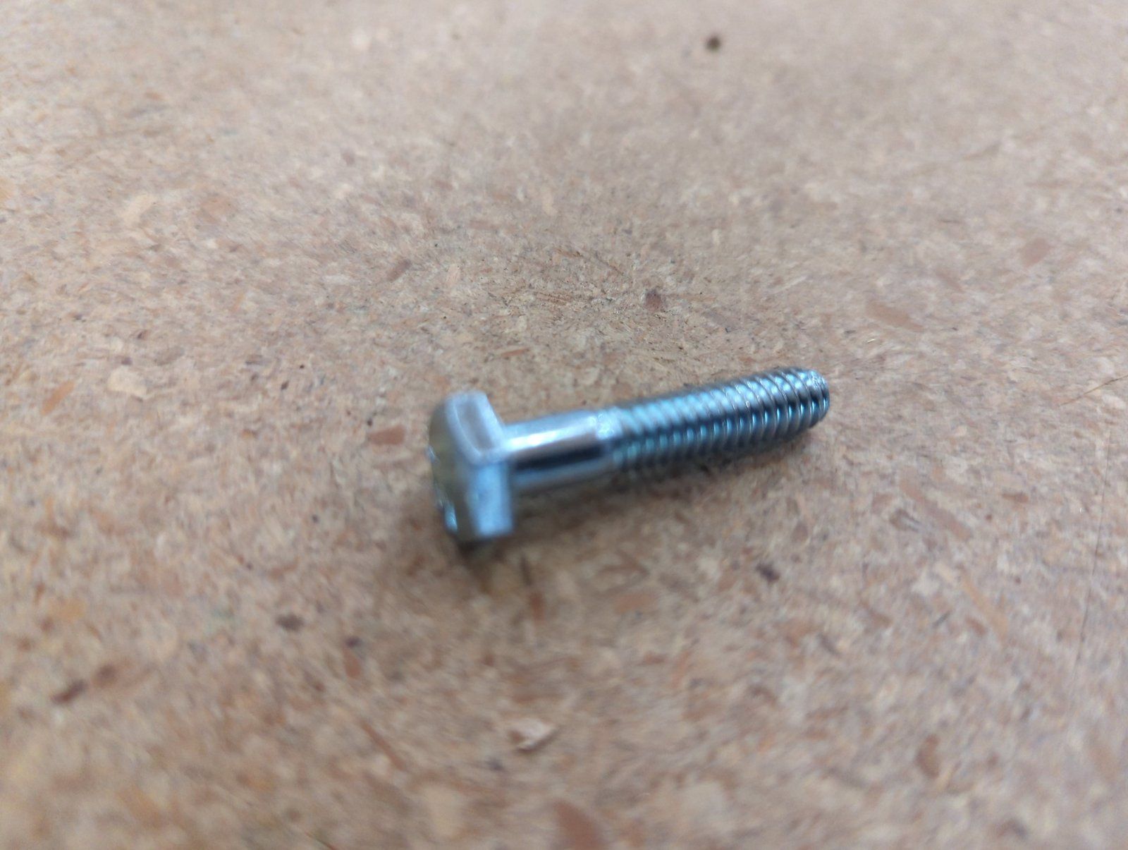 113-17 BOLT 1/4-20 X 1-1/4 HX HD GR5ZP - Ingersoll/Case Tractor Part