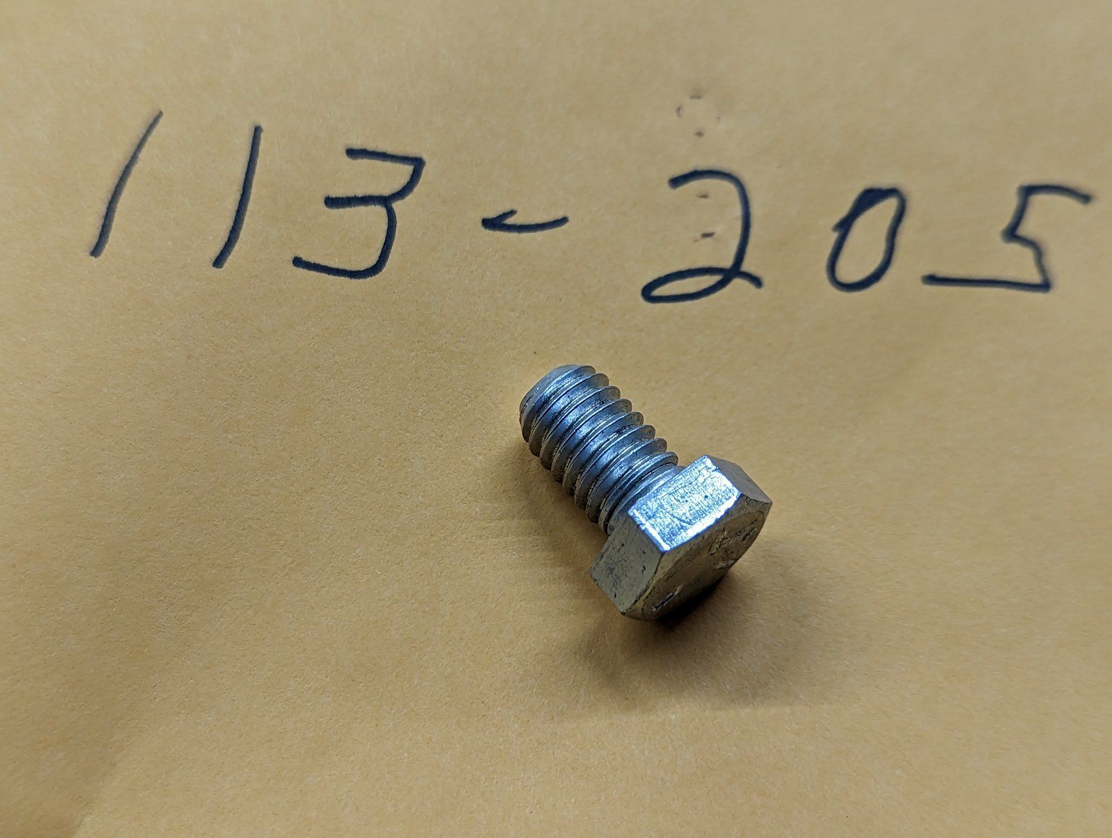 113-205 BOLT 3/8-16x5/8 HX HD GR5 - Ingersoll/Case Tractor Part