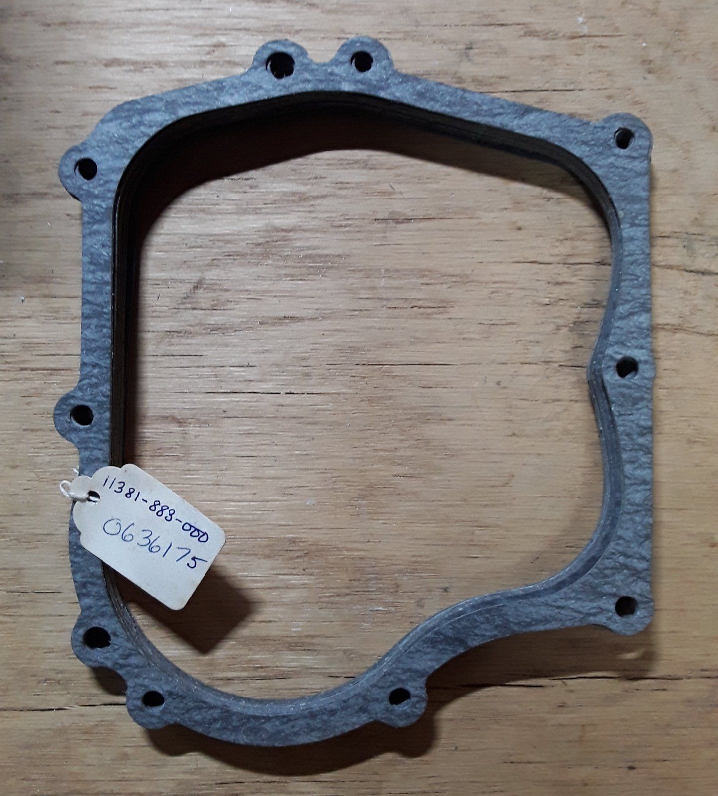 11381-888-000 HONDA CRANKCASE GASKET - Ingersoll/Case Tractor Part