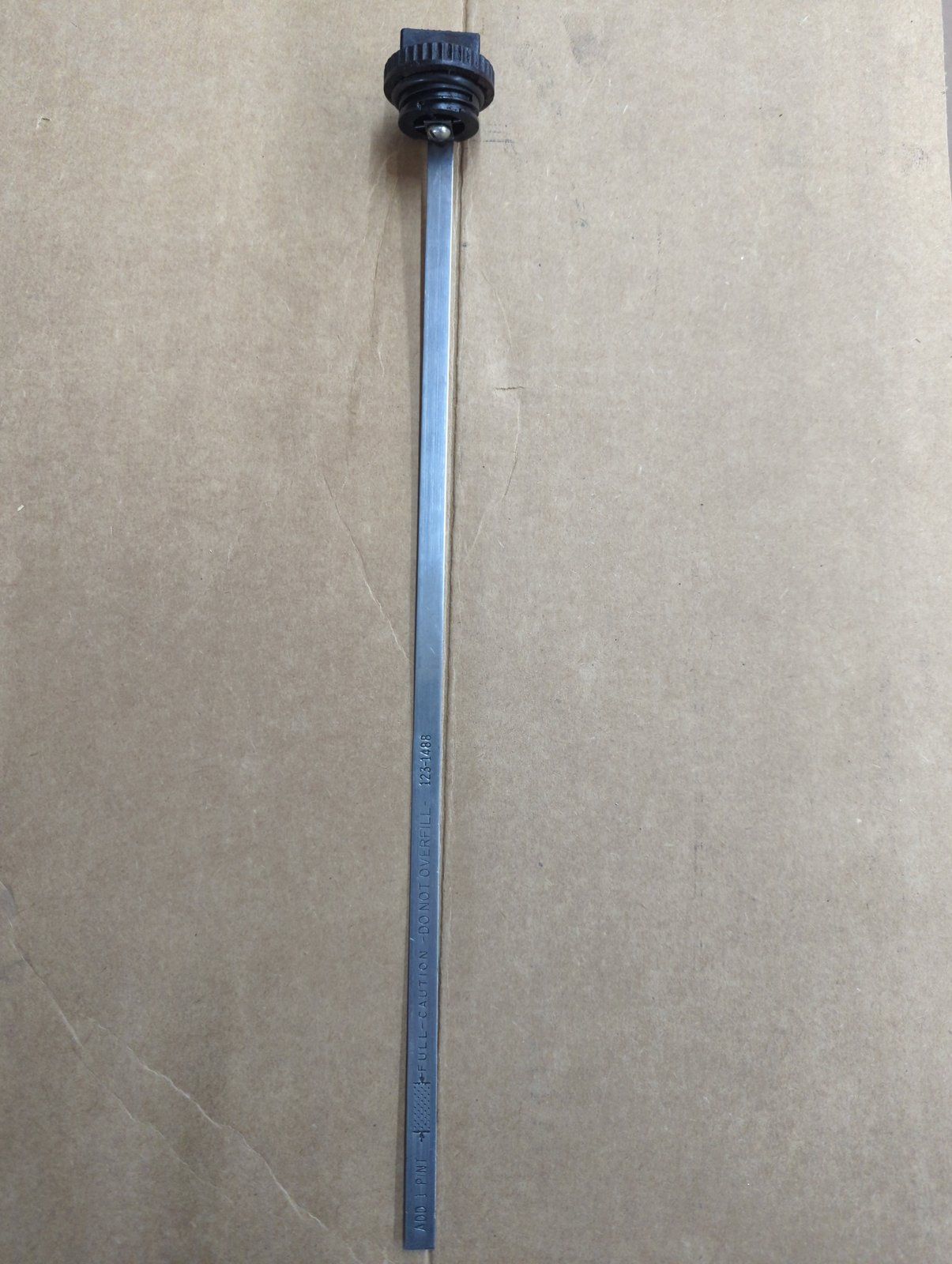 123-1488 USED ONAN DIPSTICK - Ingersoll/Case Tractor Part