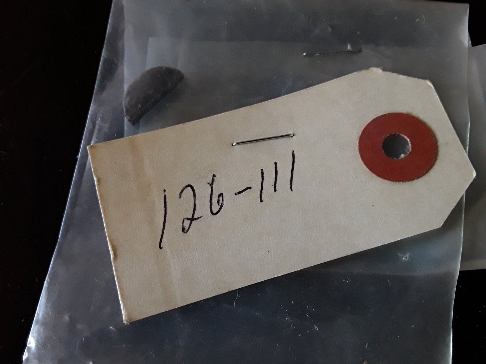 126-111 KEY - Ingersoll/Case Tractor Part