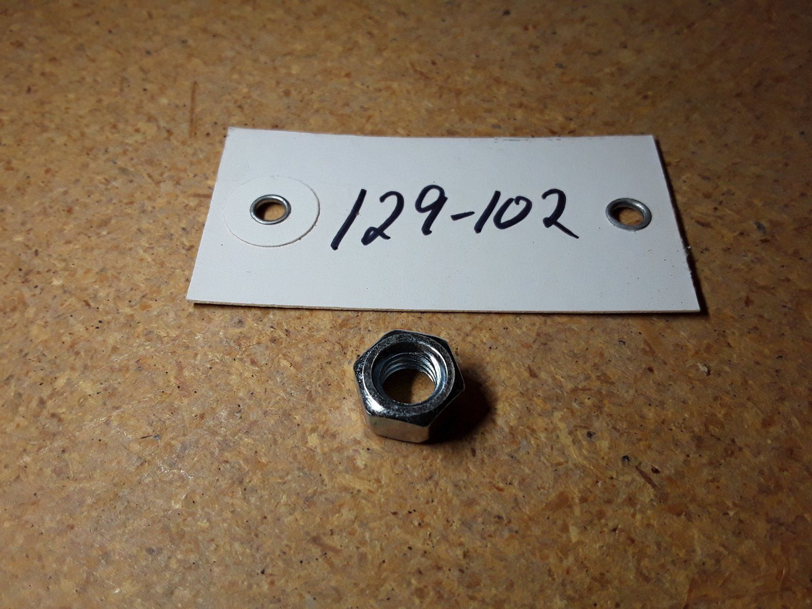 129-102 NUT 5/16-18 HEX ZP - Ingersoll/Case Tractor Part