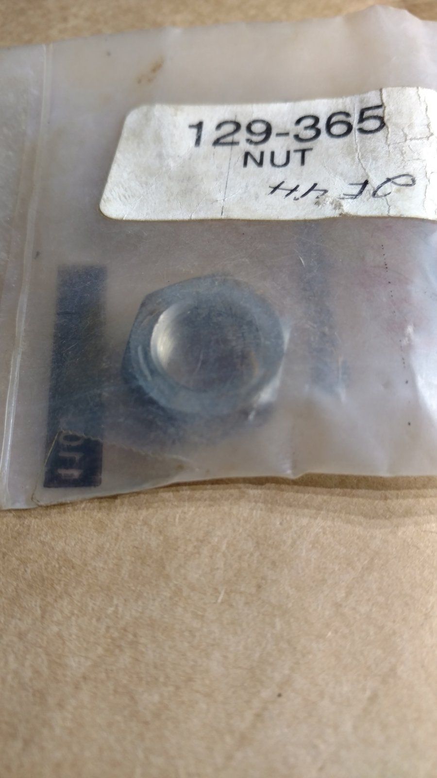 129-365 NUT JAM 1/2-20 LH HX 129-376 - Ingersoll/Case Tractor Part