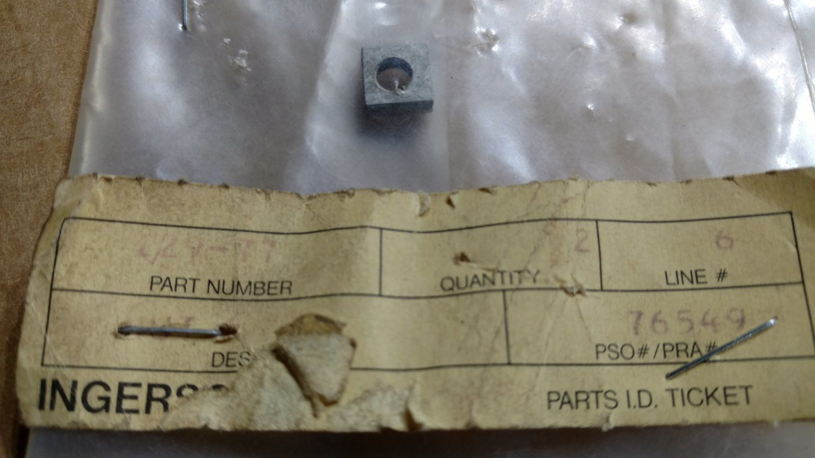 129-77 NUT #10-32 SQ ZP - Ingersoll/Case Tractor Part