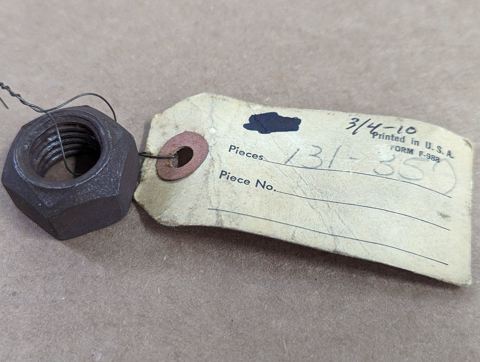 131-357 LOCK NUT 3/4-10 - Ingersoll/Case Tractor Part