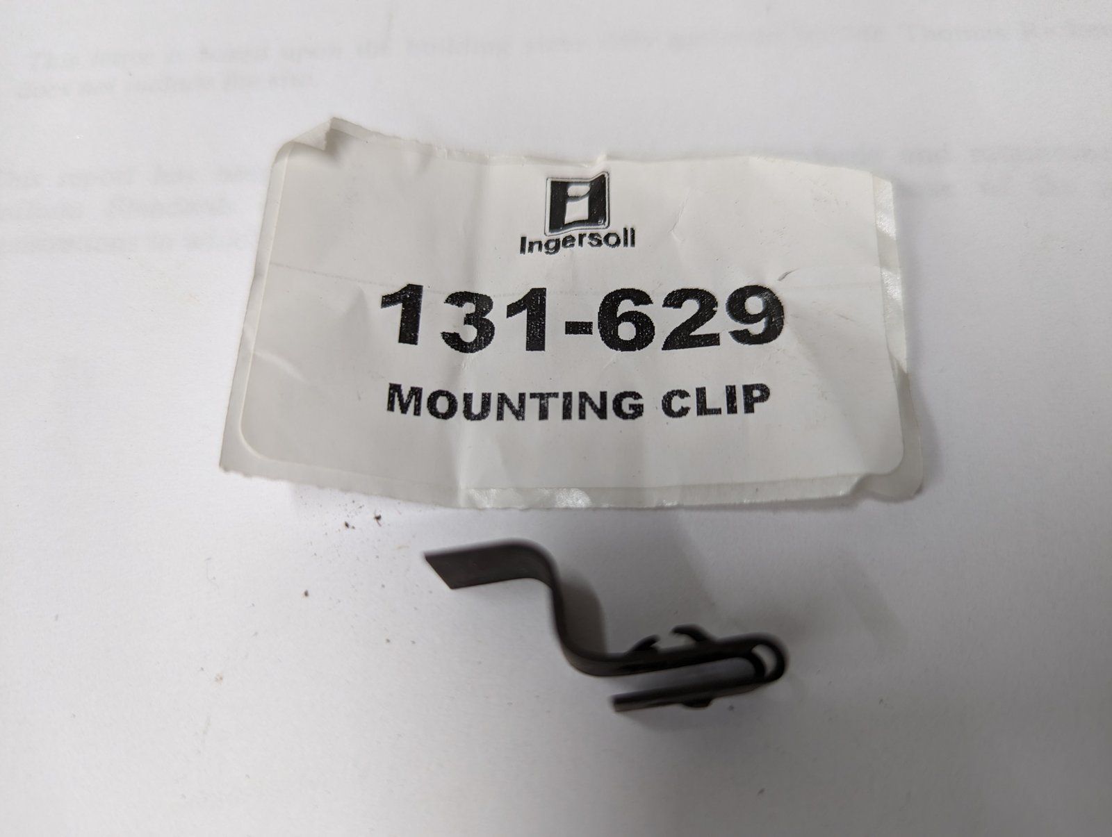 131-629 HEADLIGHT MOUNTING CLIP - Ingersoll/Case Tractor Part