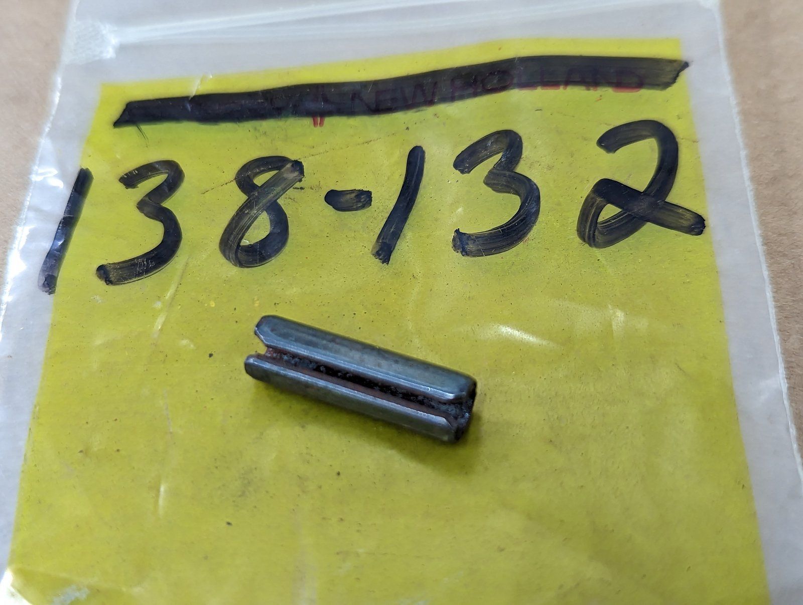 138-132 LOCK PIN - 1/4" x 7/8" - Slotted - Ingersoll/Case Tractor Part