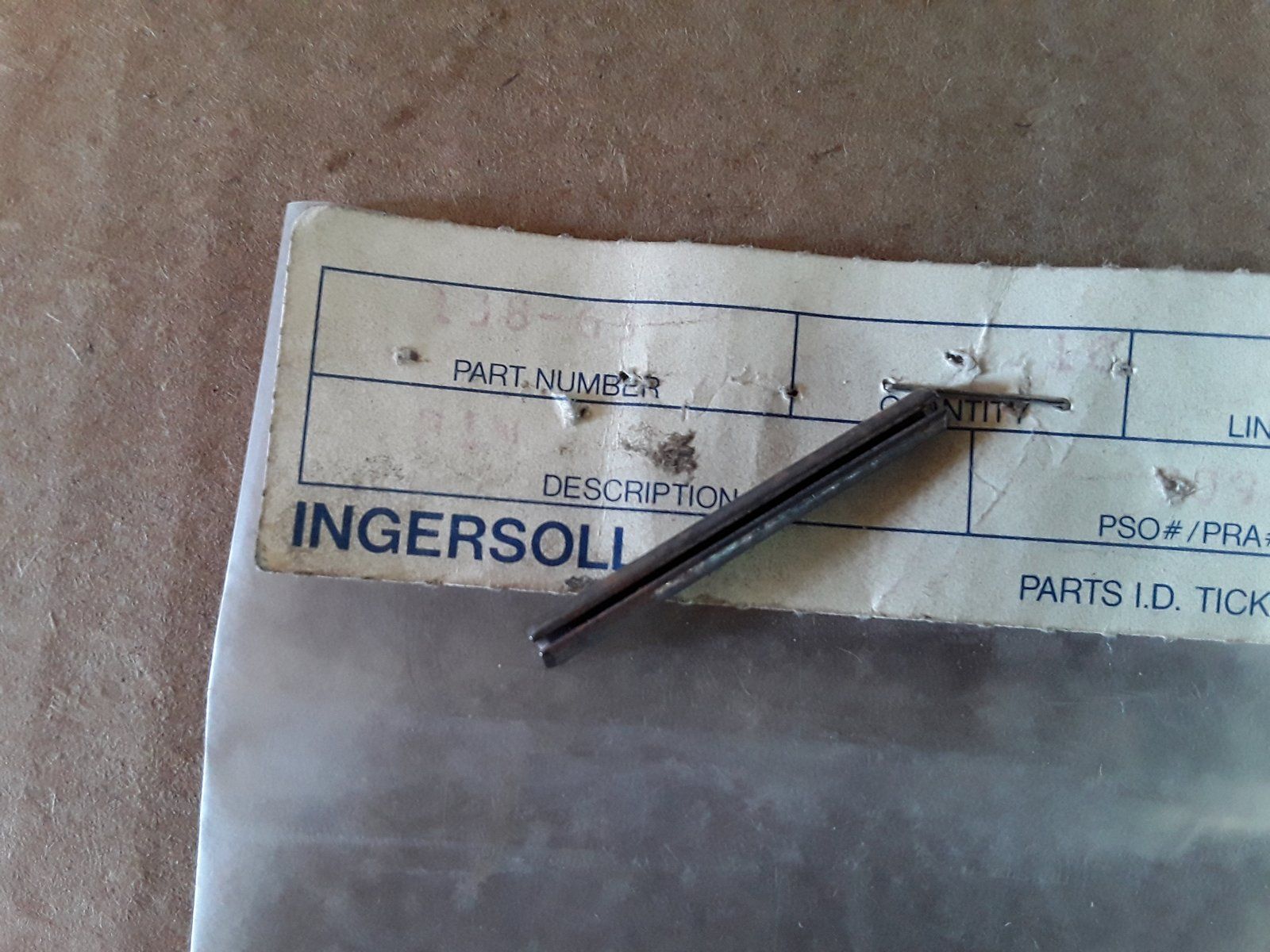 138-63 PIN-ROLL 1/8 X 1-1/4 C25282 C25286 C25307 - Ingersoll/Case Tractor Part