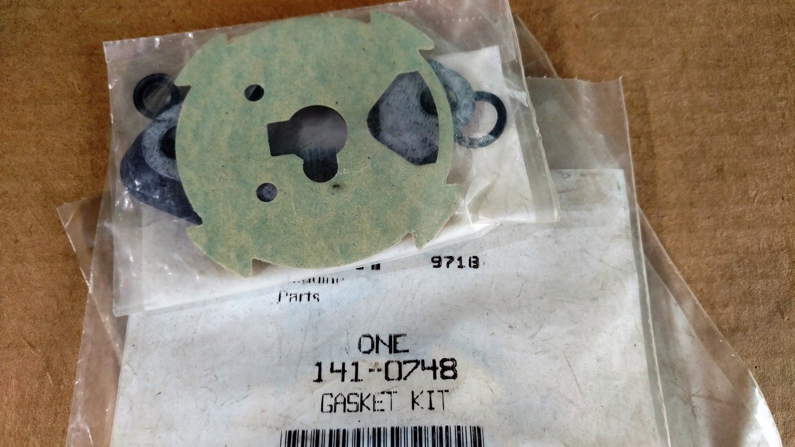 141-0748 ONAN GASKET KIT - CARB - ONAN - Ingersoll/Case Tractor Part