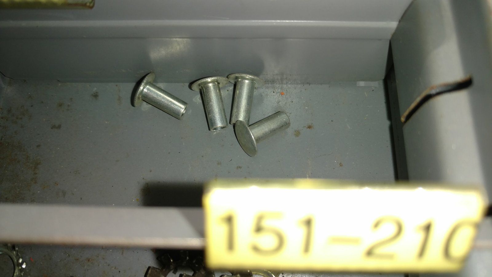 151-210 RIVET - Ingersoll/Case Tractor Part