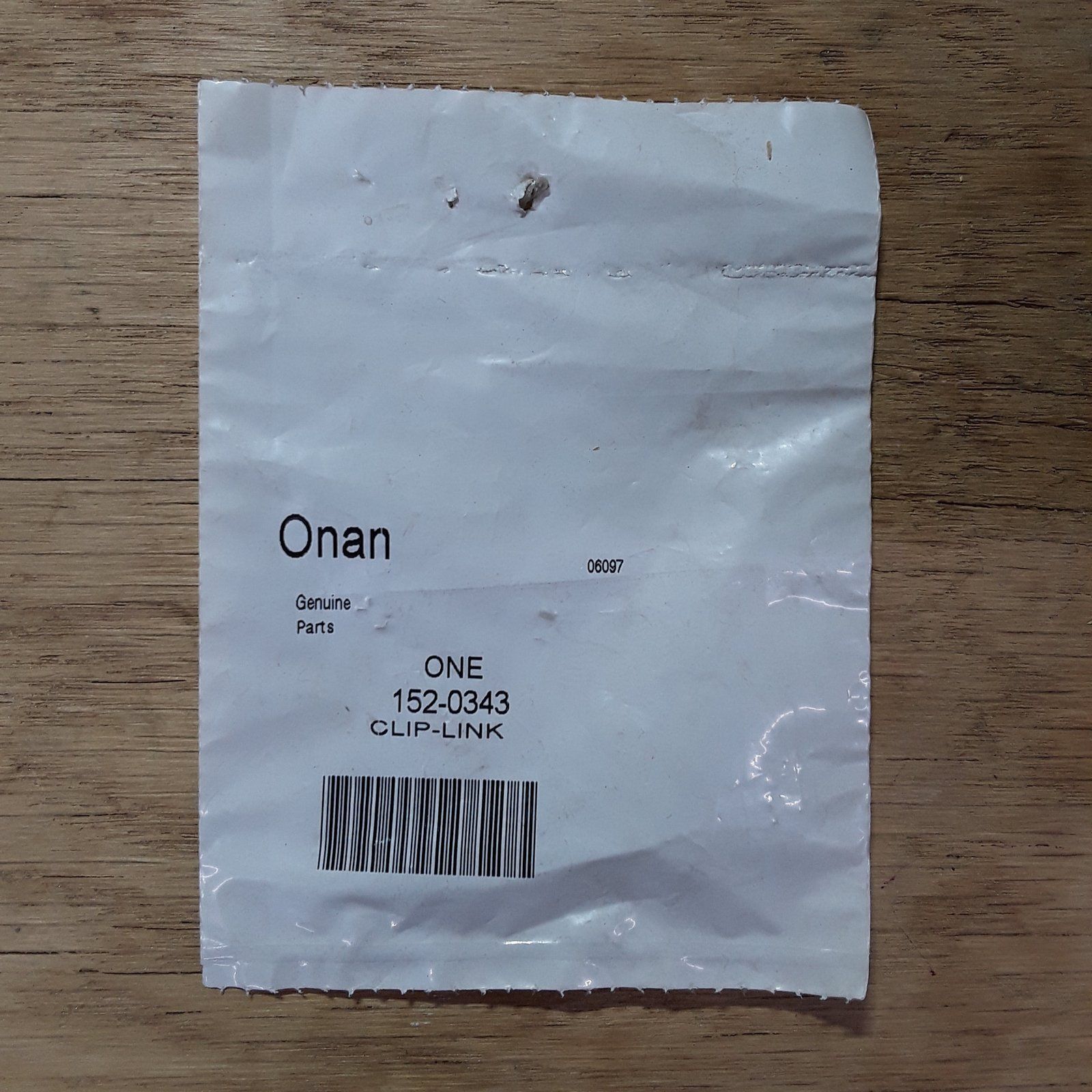 152-0343 ONAN CLIP-LINK - Ingersoll/Case Tractor Part