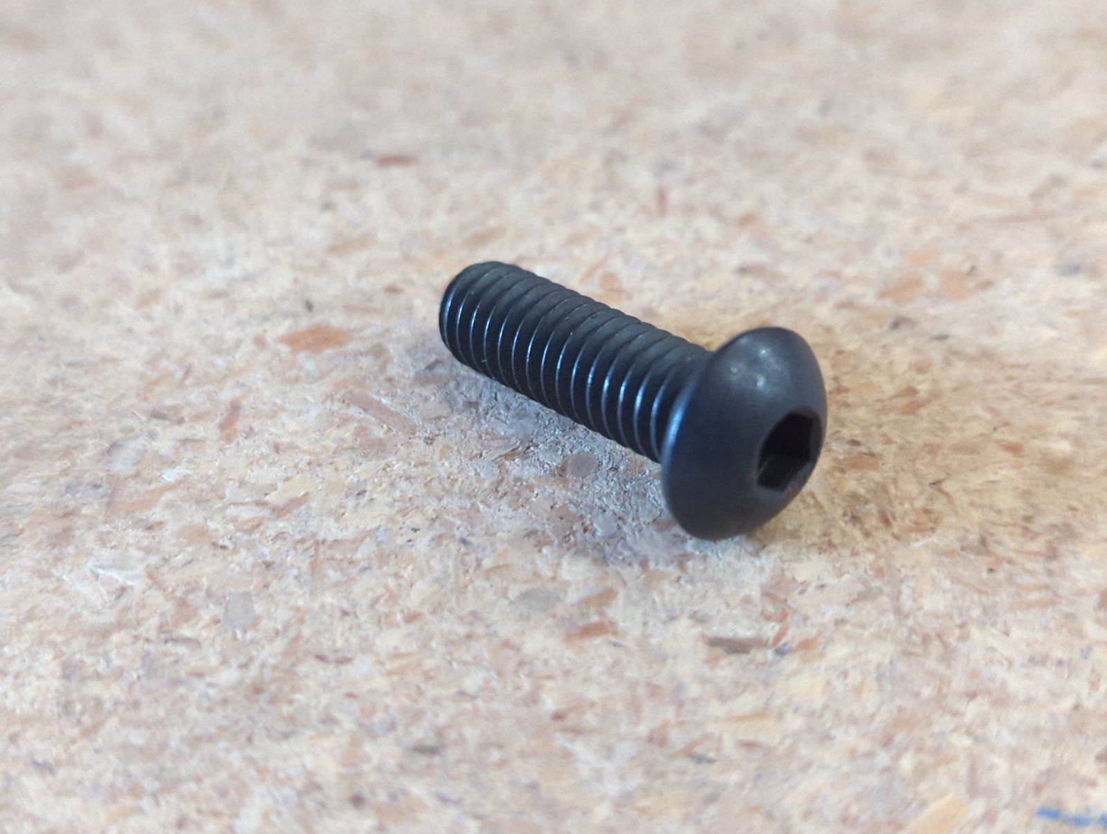 164-541 SCREW 5/16-18x1 BUTNHD HX SOC - Ingersoll/Case Tractor Part