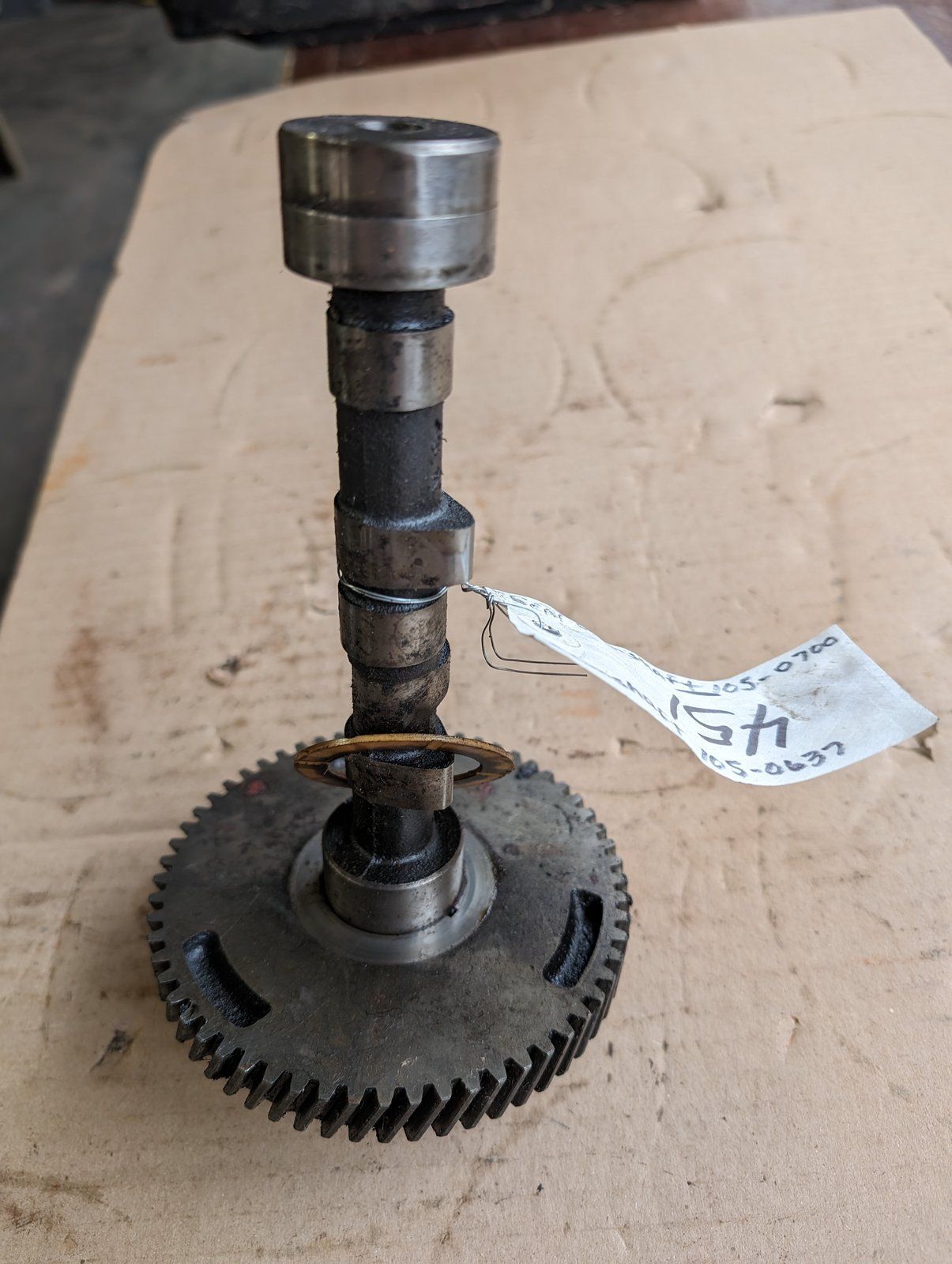 170-2871 USED ONAN CAM SHAFT AND GEAR - Ingersoll/Case Tractor Part