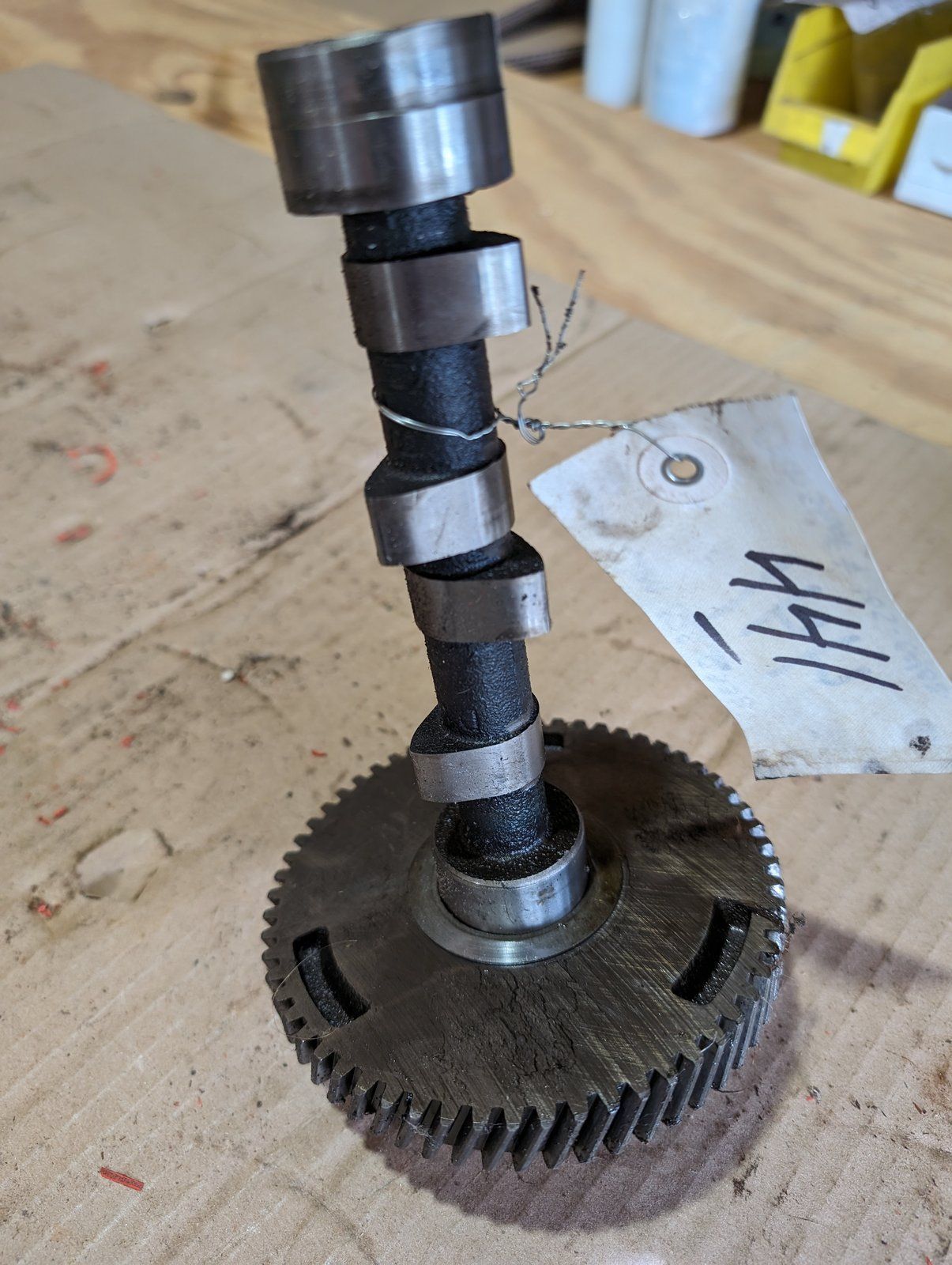 170-3140 USED ONAN CAM SHAFT 105-0332 GEAR - Ingersoll/Case Tractor Part