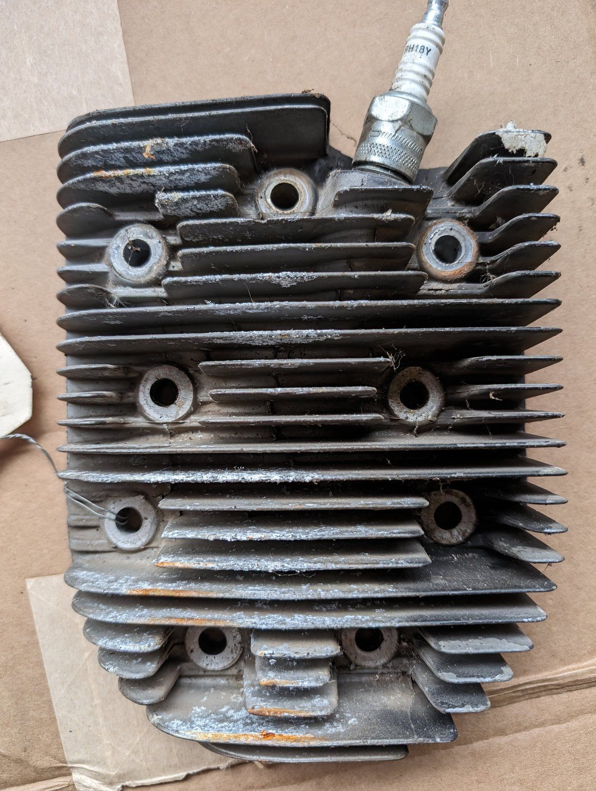 170-3397 USED ONAN HEAD C24950 - Ingersoll/Case Tractor Part