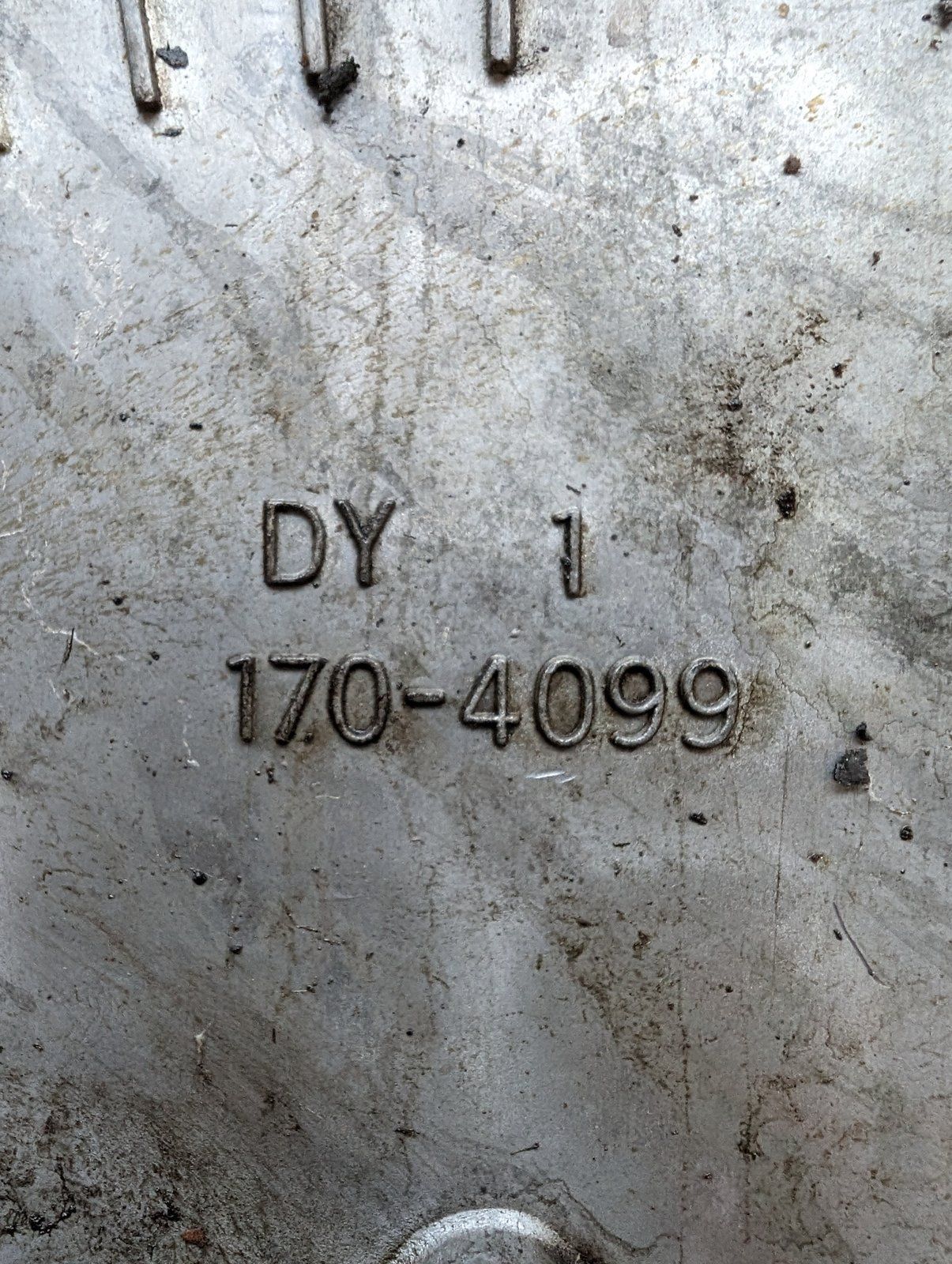 170-4099 USED ONAN GOVERNOR COVER - Ingersoll/Case Tractor Part
