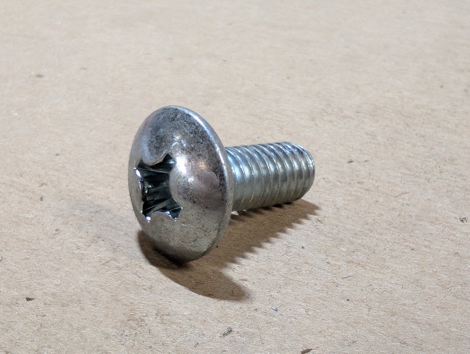 175-413 SCREW 5/16-18 X 3/4 PHIL - Ingersoll/Case Tractor Part
