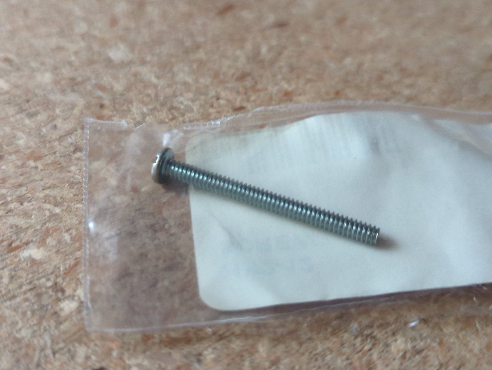 182-12 SCREW - Ingersoll/Case Tractor Part