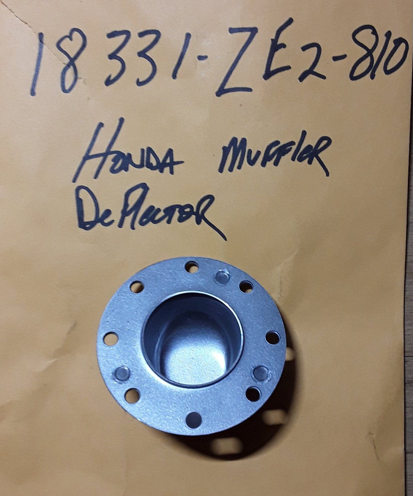 18331-ZE2-810 HONDA Muffler DEFLECTOR - Ingersoll/Case Tractor Part