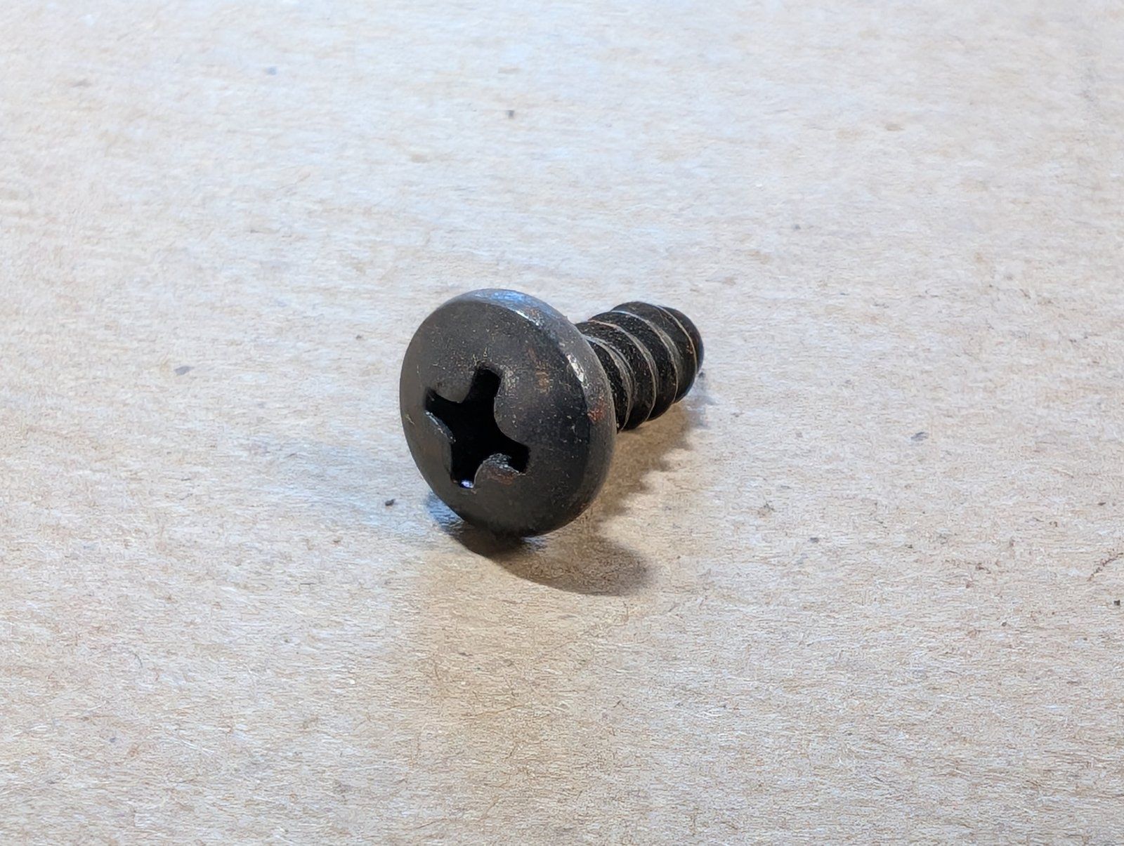 187-1904 SCREW #10-16 X 1/2 PH - Ingersoll/Case Tractor Part