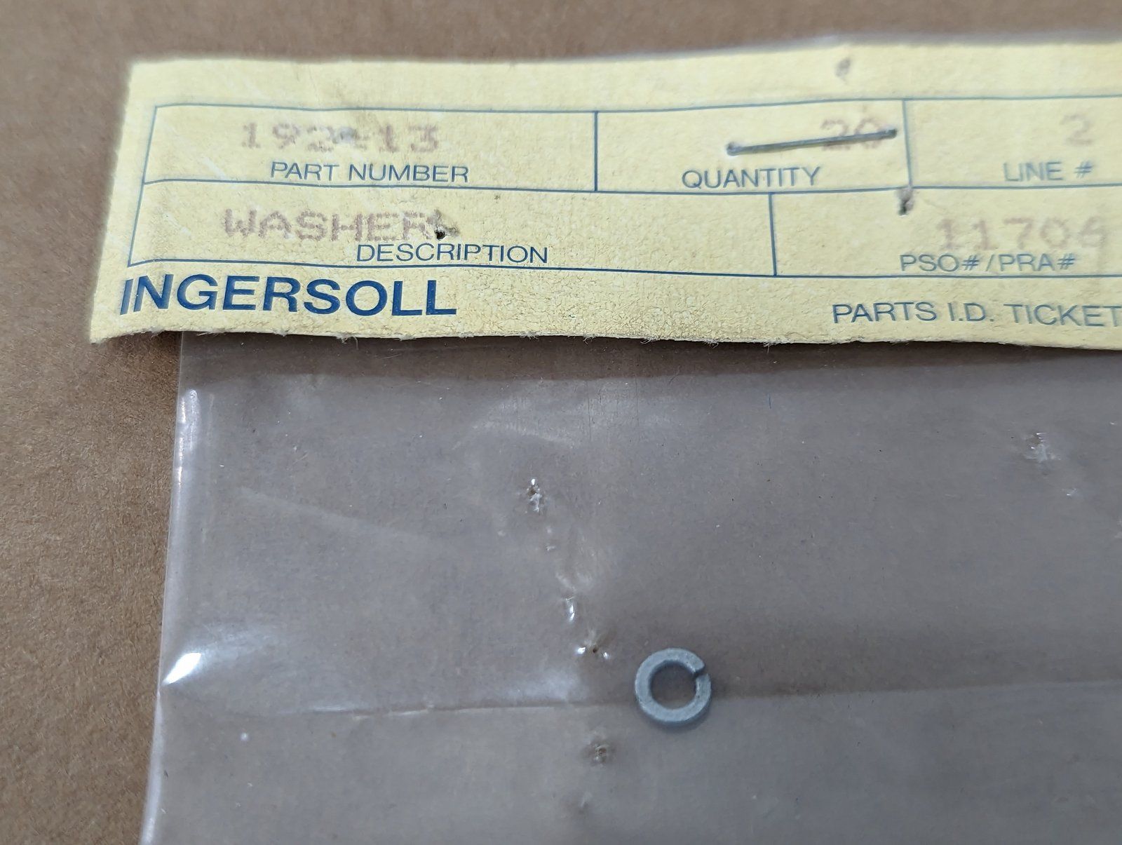 192-13 WASHER LOCK NO 4 SAE STD ZP - Ingersoll/Case Tractor Part