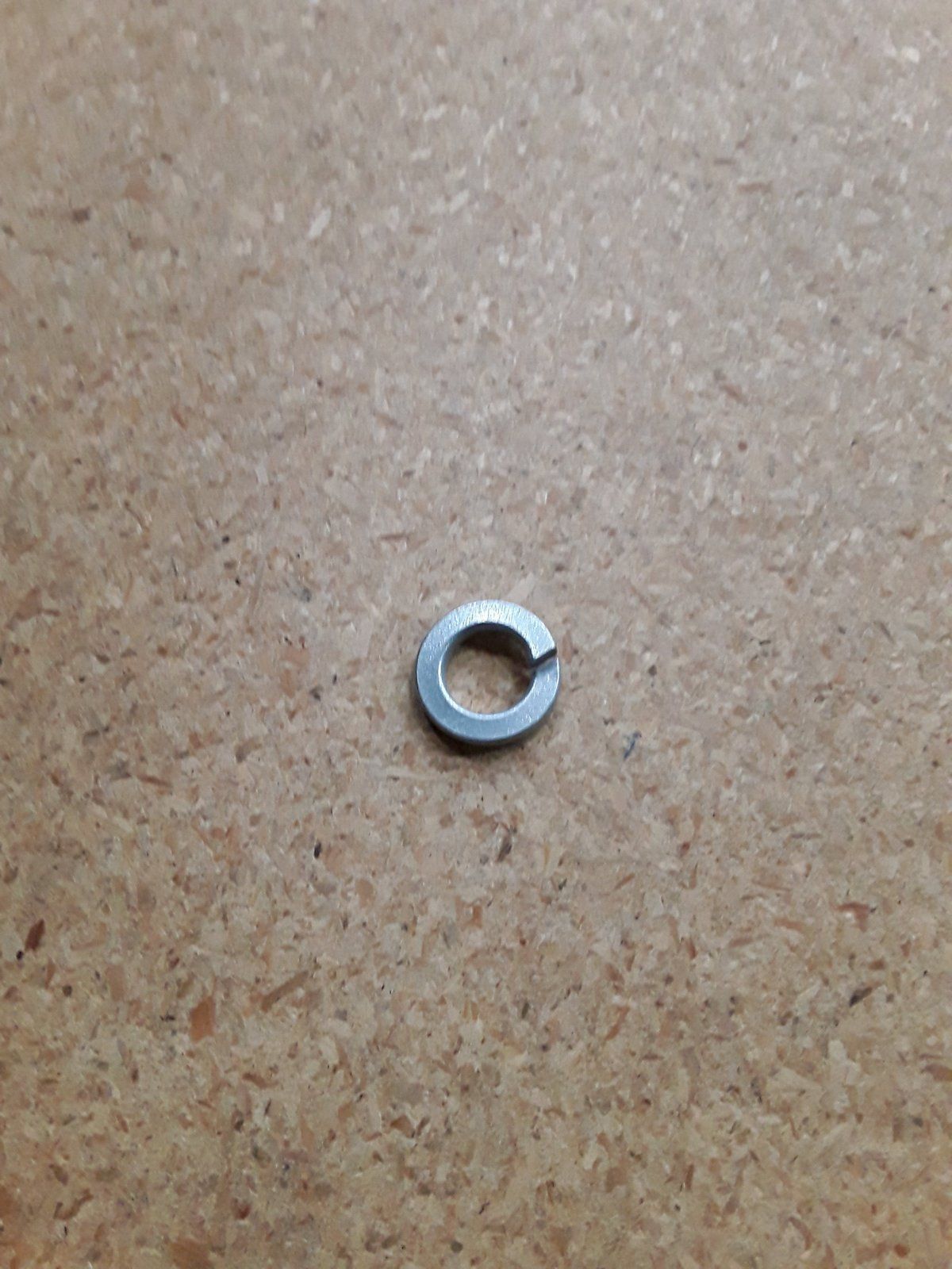 192-22 WASHER LOCK 7/16 ZP - Ingersoll/Case Tractor Part