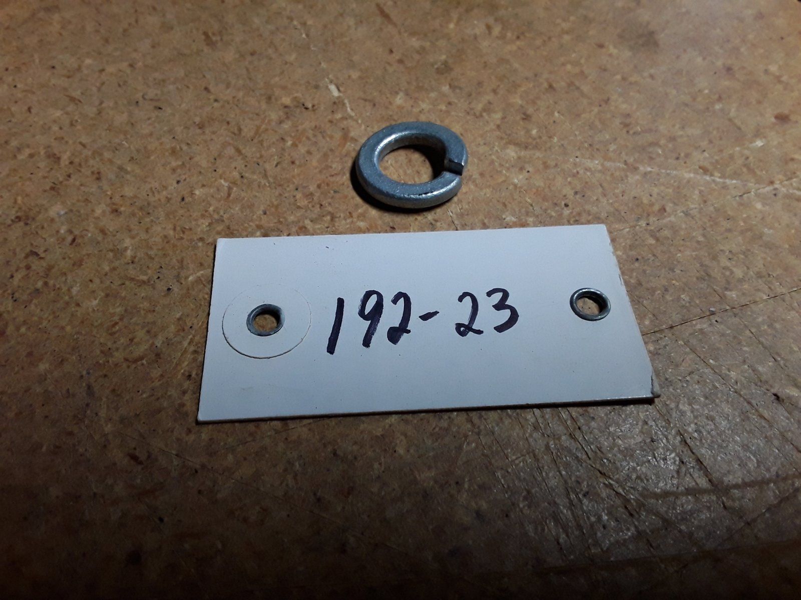 192-23 WASHER LOCK 1/2" ZP - Ingersoll/Case Tractor Part