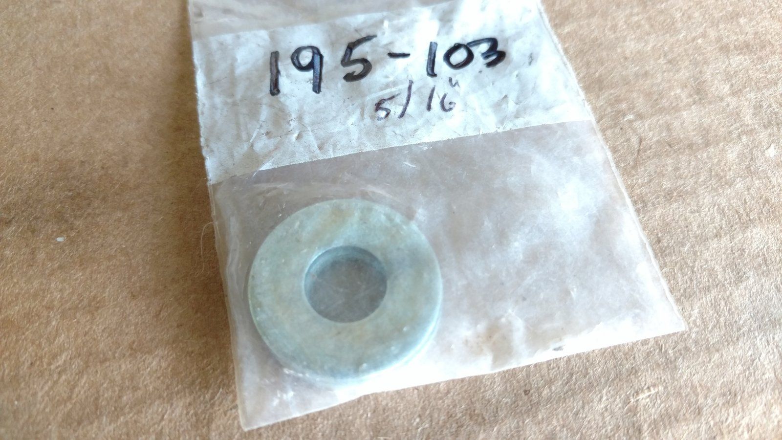 195-103 WASHER .375 x.875 x.078 ZP(A) - Ingersoll/Case Tractor Part