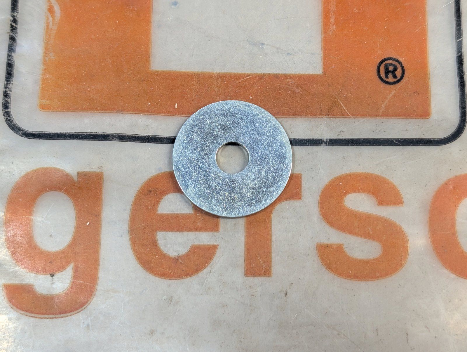 195-2175 ( replaces G49048 ) WASHER .344 X 1.25 X .075 ZP 195-2021 - Ingersoll/Case Tractor Part