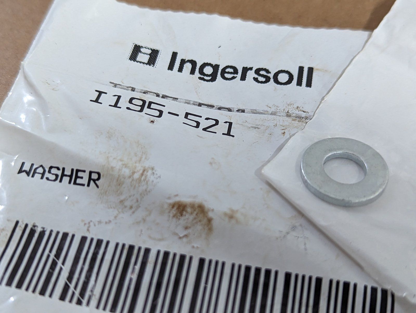 195-521 WASHER .344x.688x.051/.080 ZP - Ingersoll/Case Tractor Part