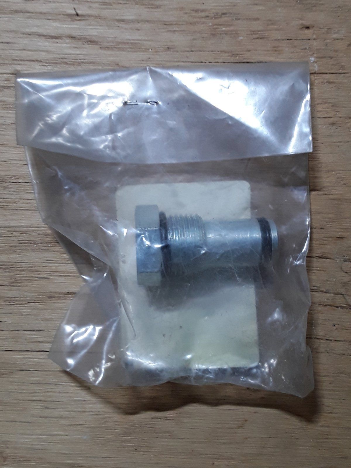 1R-0035 TISCO HYDRAULIC PLUG - NO RELIEF - Ingersoll/Case Tractor Part