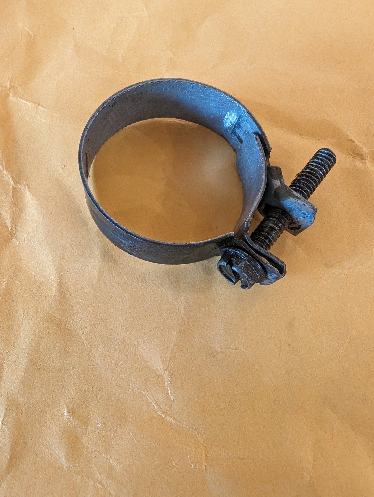 214-14 USED HOSE CLAMP 1-3/8 - Ingersoll/Case Tractor Part