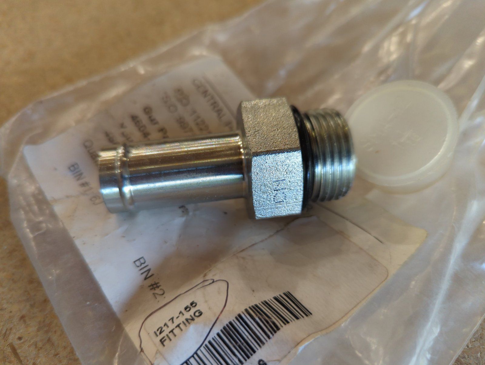 217-155 HYD FITTING - Ingersoll/Case Tractor Part