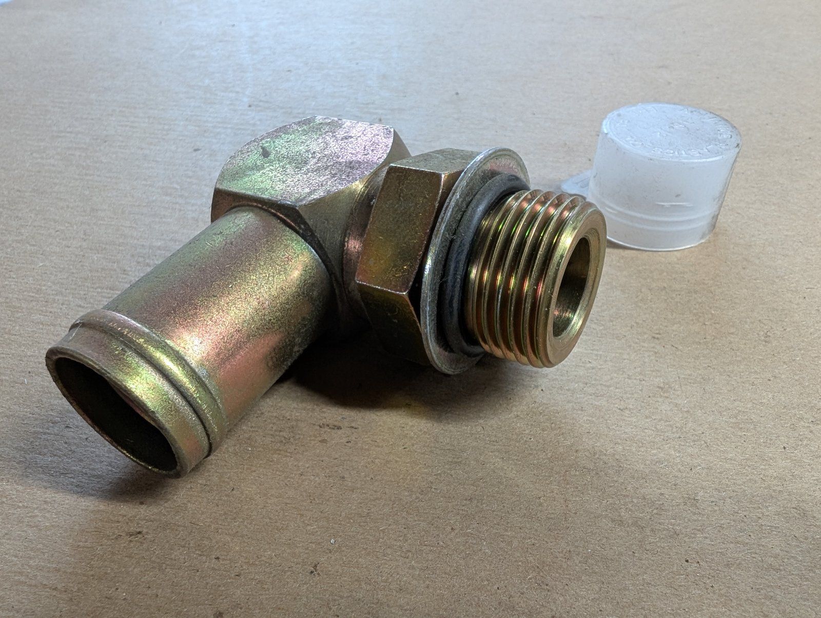 217-366 HYD FITTING 90 DEG 1