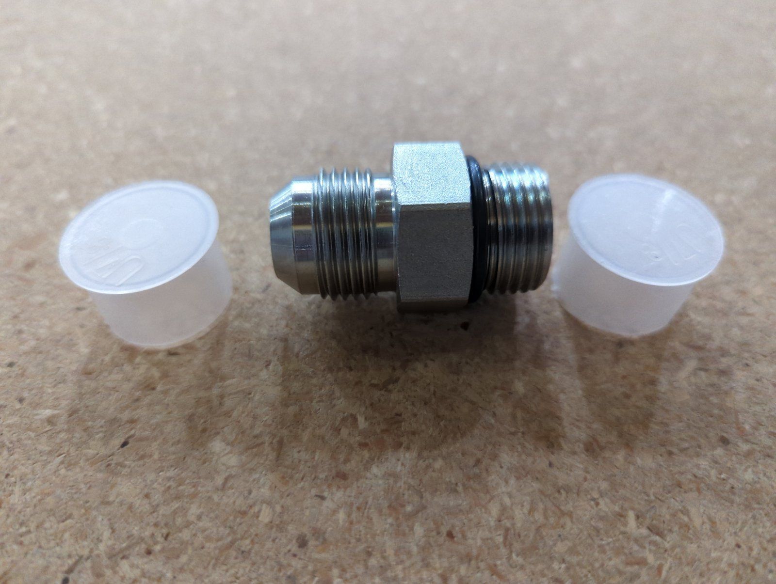 218-5062 FIT'G CONNT'R 5/8T 37Fx7/8-14 - Ingersoll/Case Tractor Part
