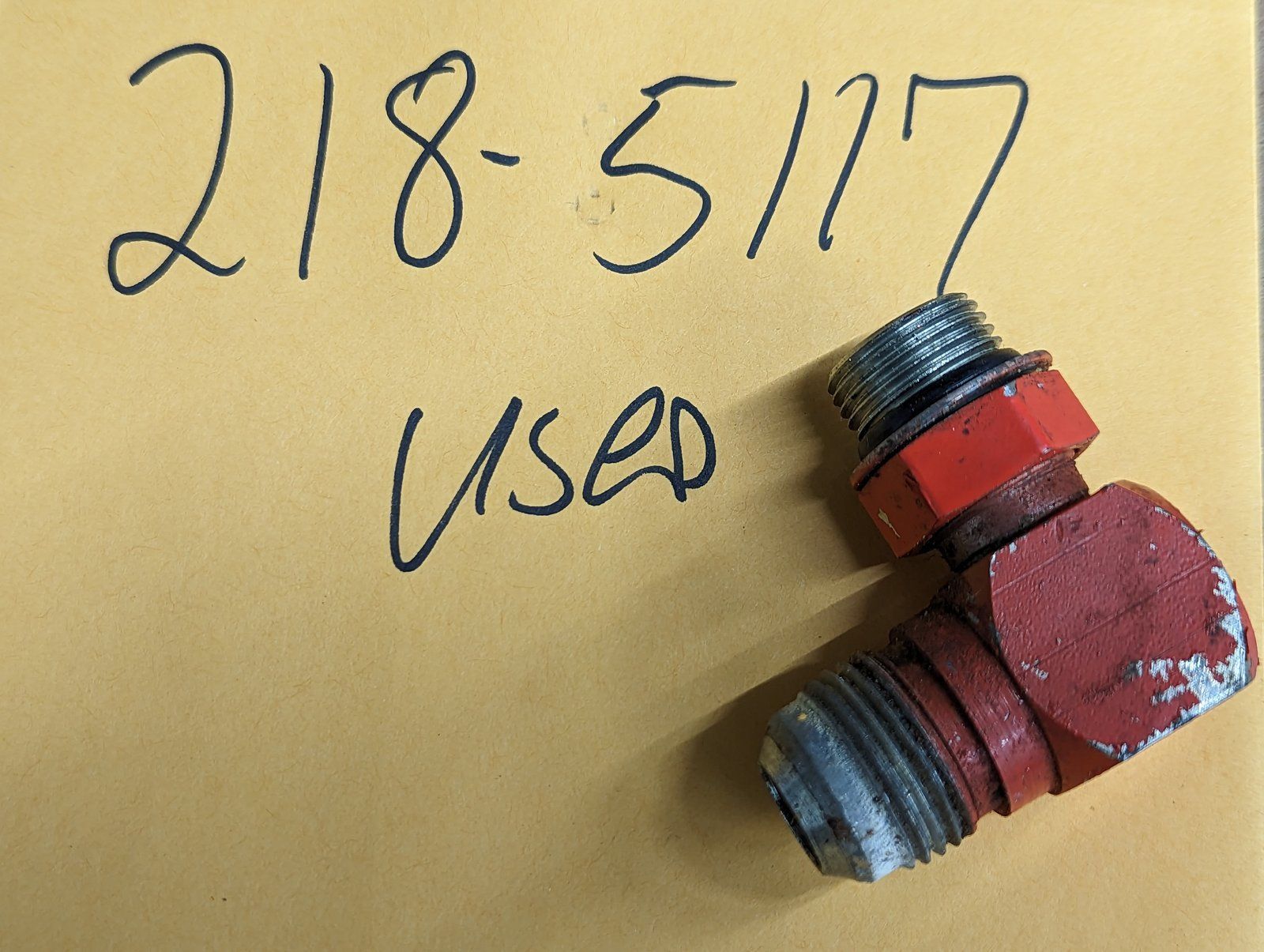 218-5117 USED FIT'G 90 ADJ ELBOW 5/8T37F X - Ingersoll/Case Tractor Part