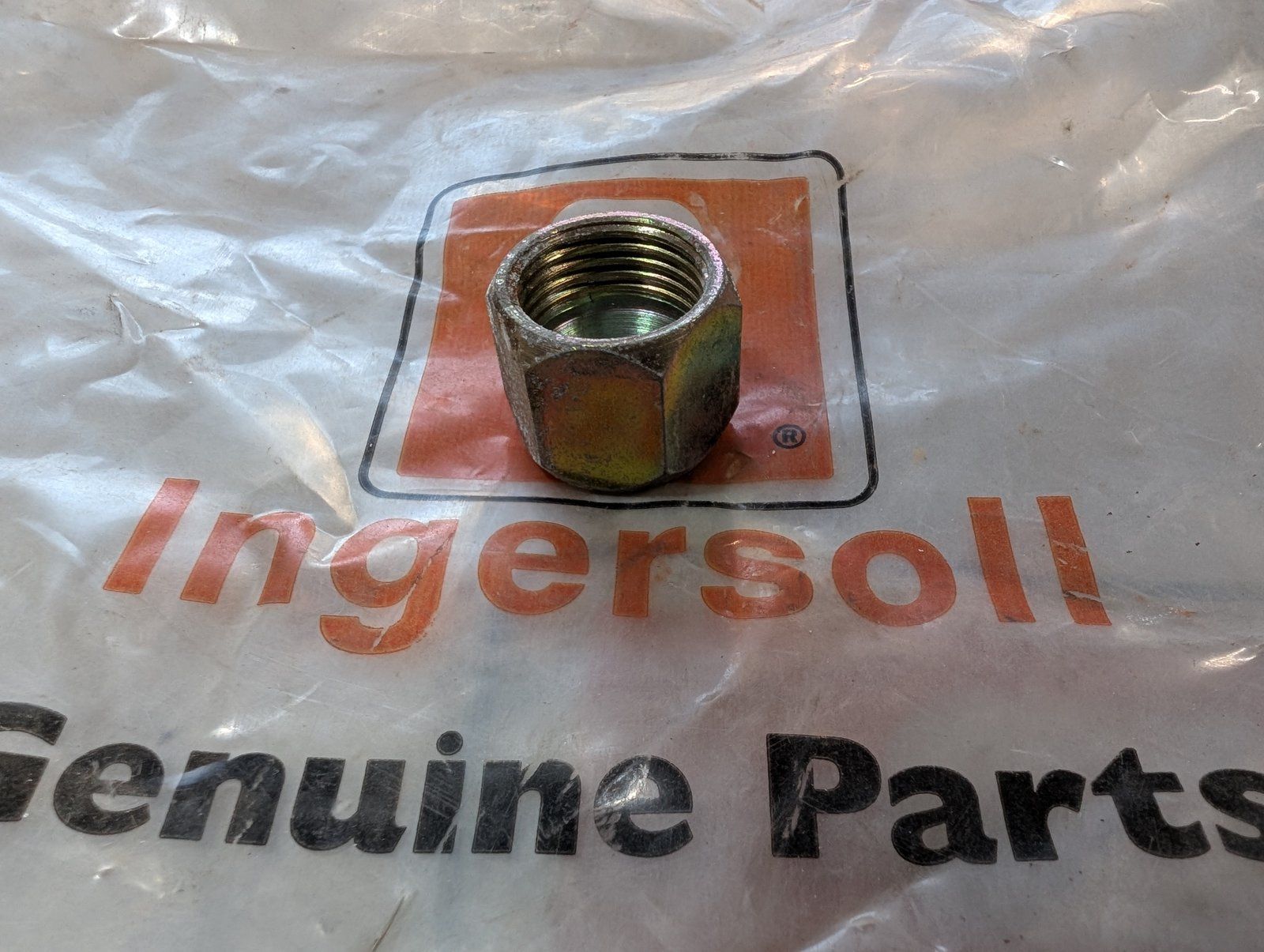 218-756 CAP 5/8 TUBE X 7/8 37 DEG FLARE - Ingersoll/Case Tractor Part