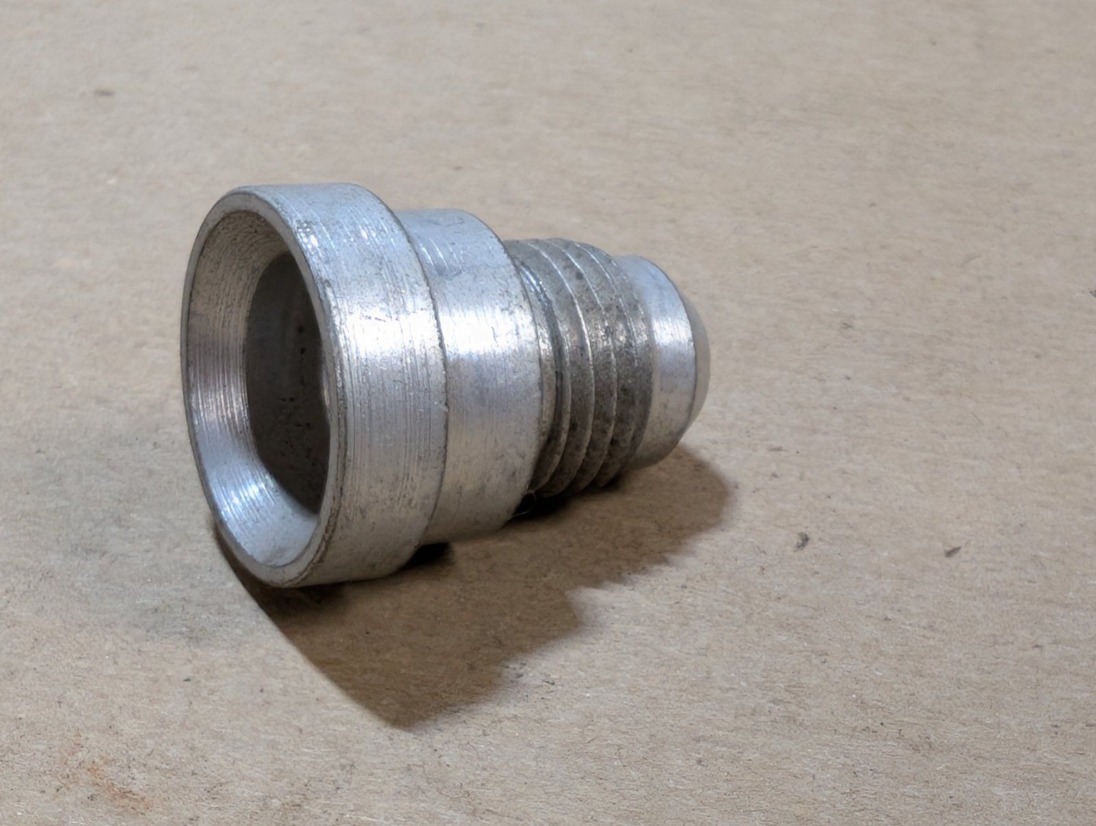 218-793 FITTING TUBE REDUCER 5/8 TO 3/8 - Ingersoll/Case Tractor Part