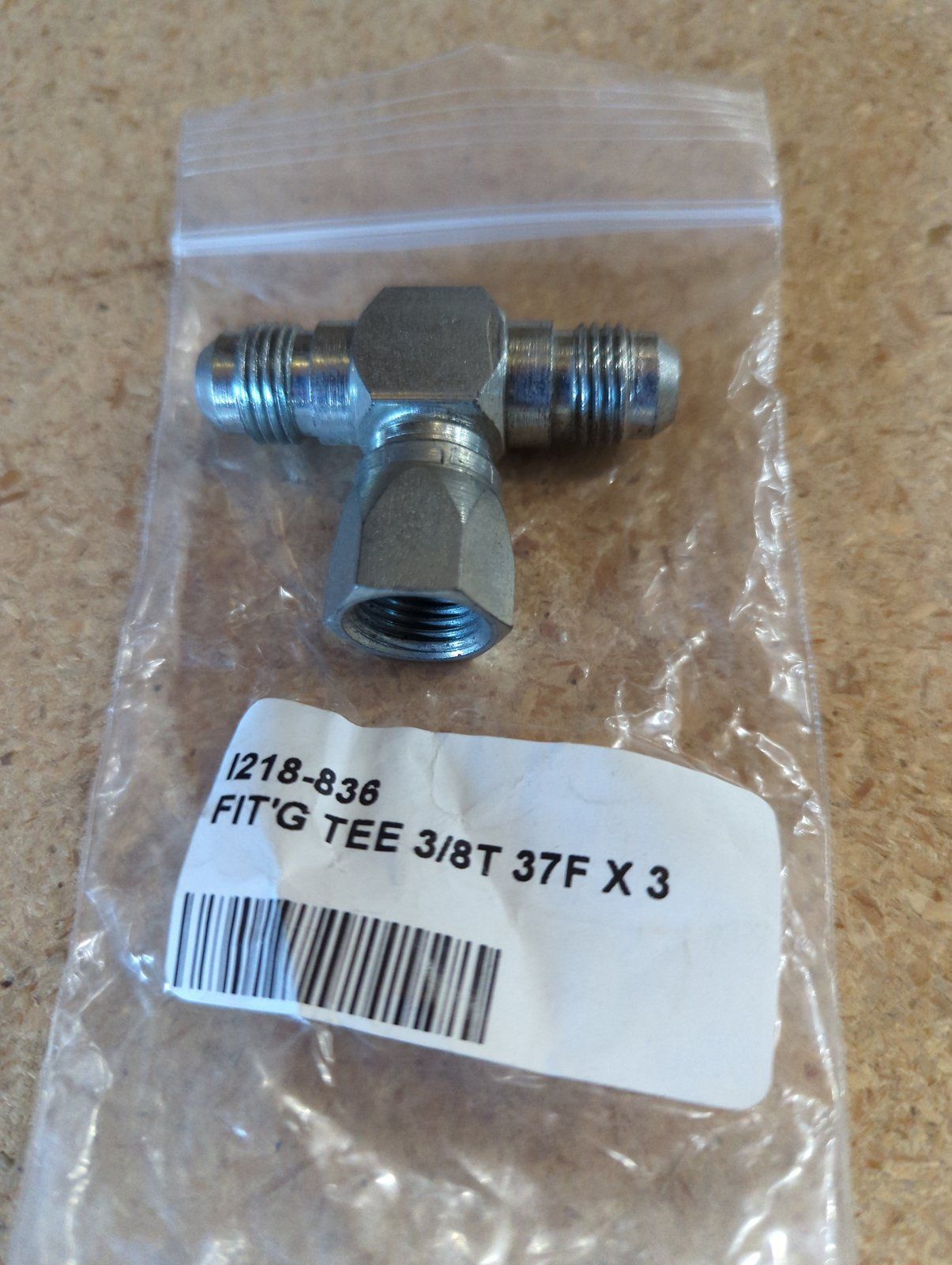 218-836 FIT'G TEE 3/8T 37F X 3 - Ingersoll/Case Tractor Part